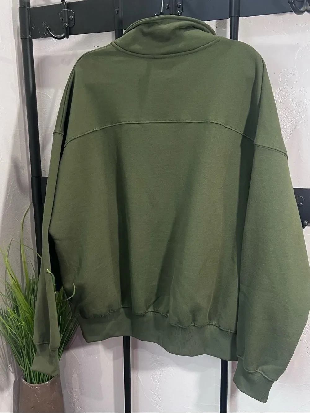 Zara Men’s Green Half-Zip Pullover Sweater Size Large